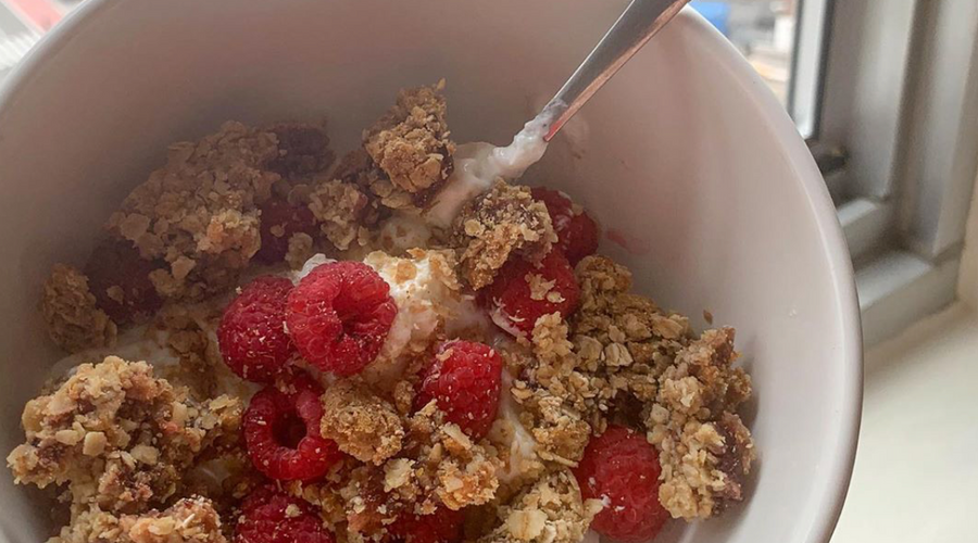 Prebiotic Fiber PB&J Oatmeal Bars