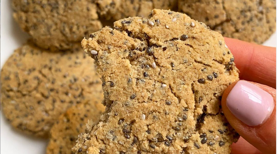 Gut-Happy Prebiotic-Fiber Banana Chia Cookies!