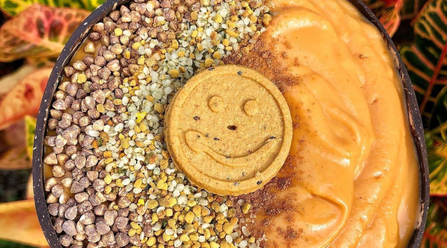 Prebiotic Fiber Pumpkin Smoothie bowl