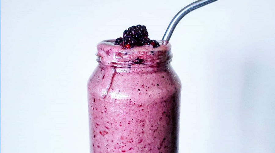 Prebiotic Fiber Berry Smoothie