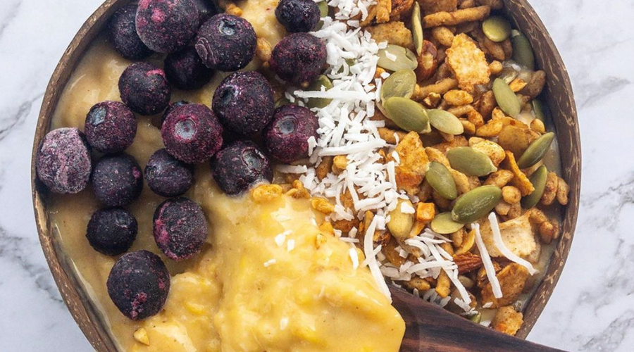 Uplifting Prebiotic-Fiber Mango Banana Smoothie Bowl!
