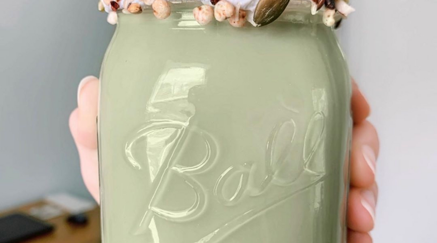 Prebiotic Fiber Matcha Vanilla Milkshake