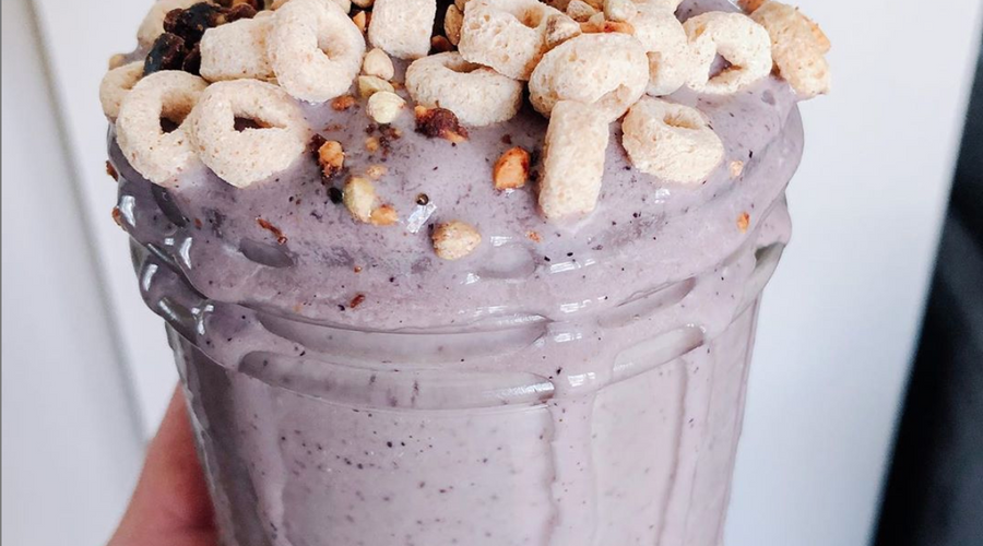 Prebiotic Fiber Blueberry Shake
