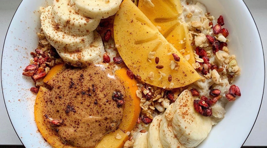 Prebiotic-Fiber Persimmon Oatmeal Bowl!