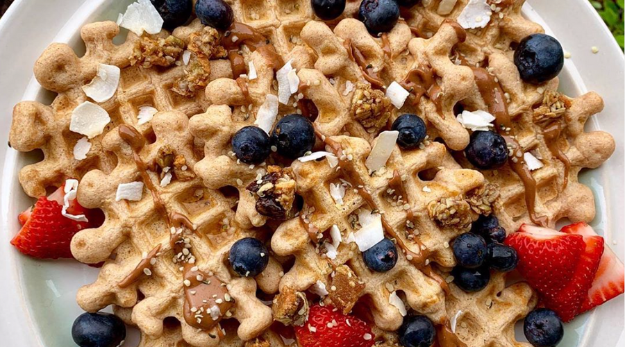 @Wholesomely_Hannah Daily Uplifter Gut Happy Waffle Recipe!